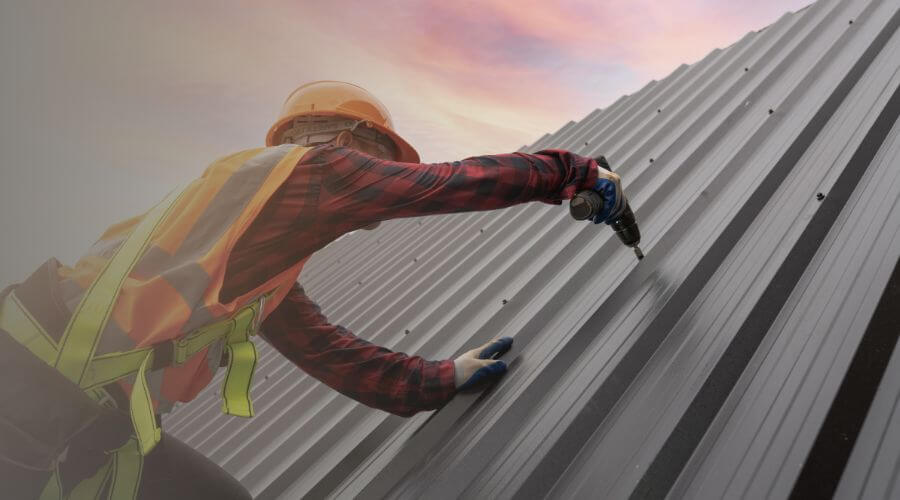 Professional gutter cleaning in Jefferson, IA